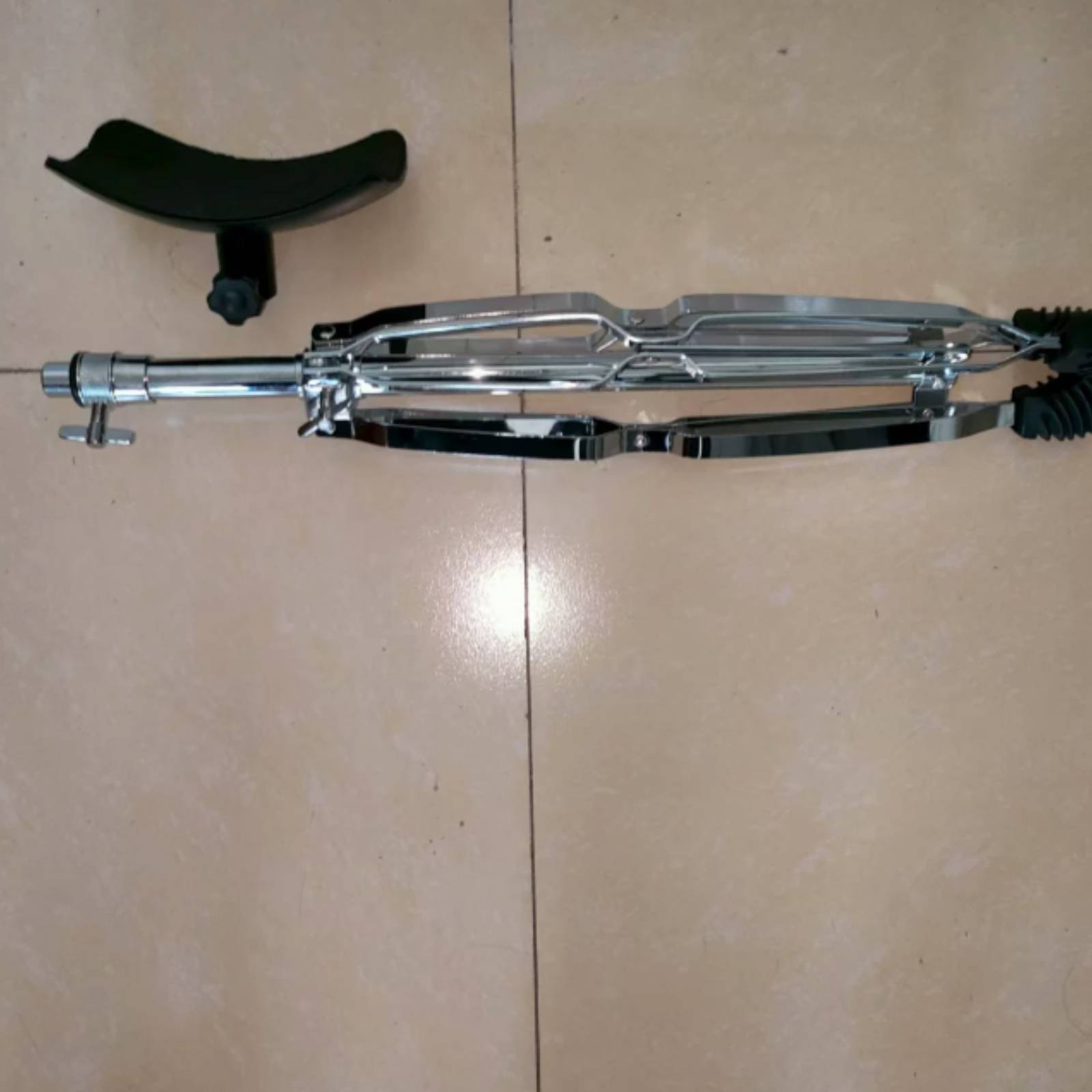 Stojak na tubę składany trójnó – Musical Instrument Euphonium recenzja i cena